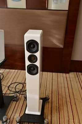 橫看成嶺側(cè)成峰--ADAM亞當(dāng)音響的民用和專業(yè)監(jiān)聽展會(huì)回顧